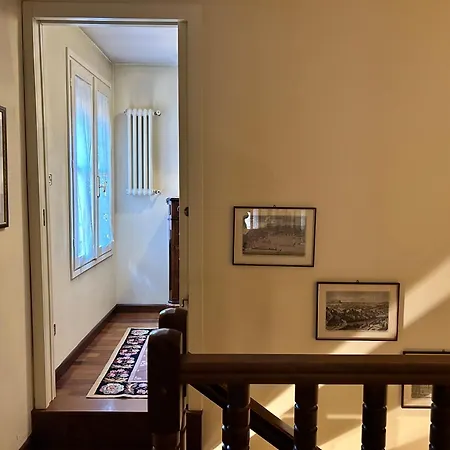 Apartment Medieval Art Loft Bologna