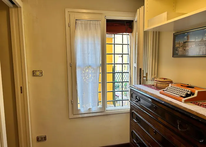 Medieval Art Loft 公寓