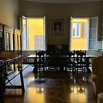 Medieval Art Loft Apartamento